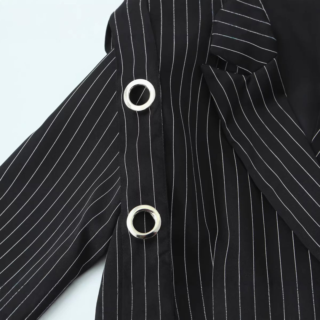 Damen Nadelstreifen-Blazer mit Zierösen und Tunnelzugtaillierung Nord Taschen
