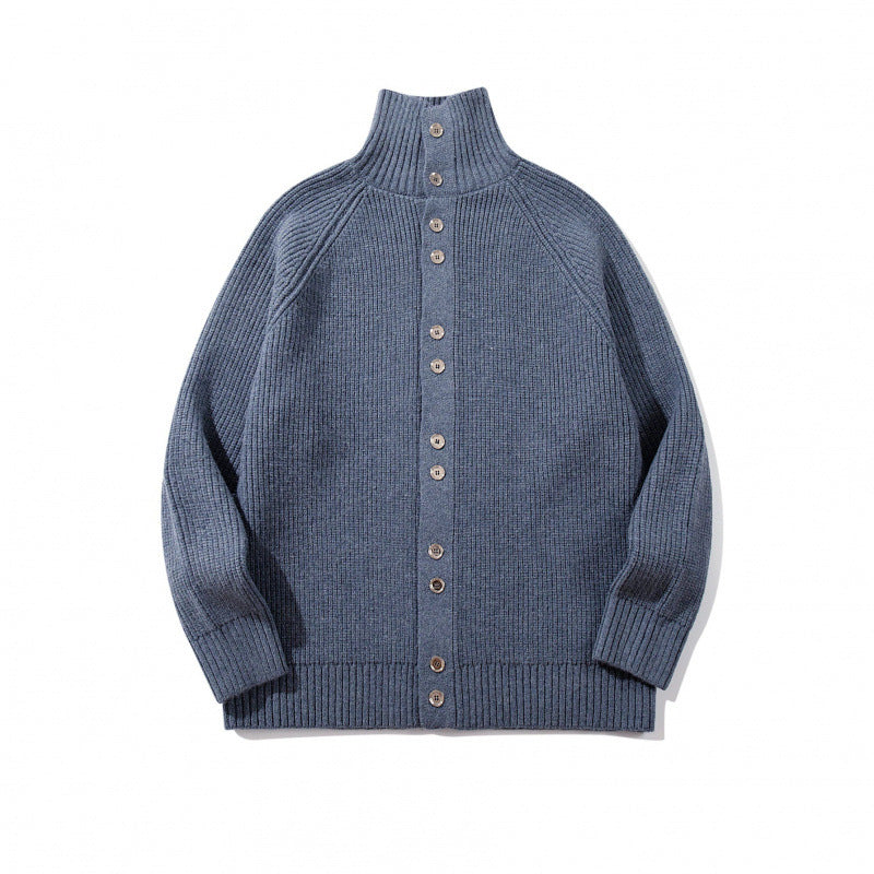 Herren grobgestrickter Knopfcardigan mit hohem Rollkragen und Raglanärmeln Nord Taschen