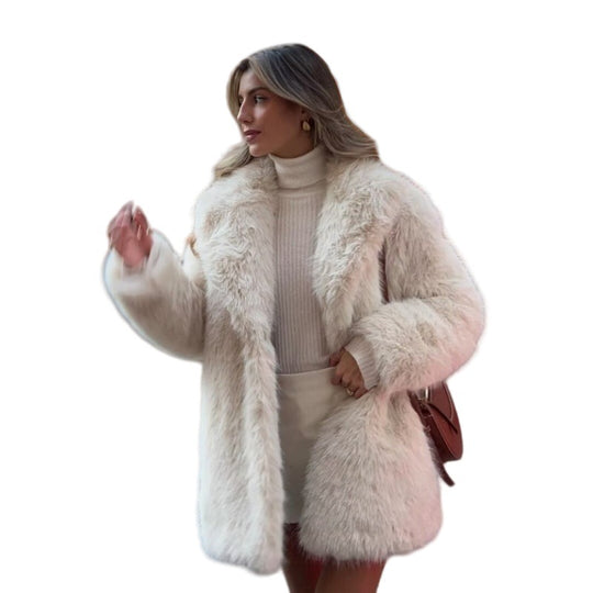 Damen Kurzjacke aus voluminösem Hochflor‑Kunstpelz mit Oversize‑Silhouette Nord Taschen