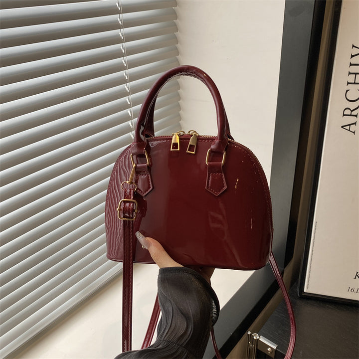 Damen Handtasche mit glänzender Oberfläche und abnehmbarem Schulterriemen Nord Taschen