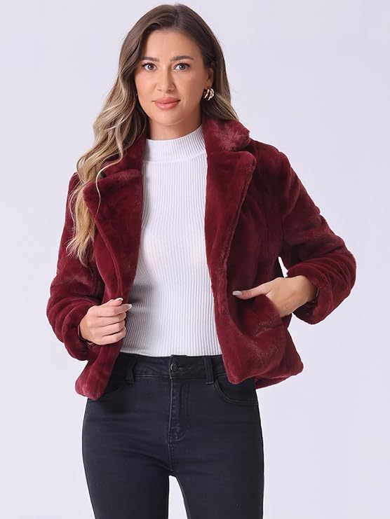 Damen Kurzblouson aus samtigem Faux‑Fur mit fallendem Revers und figurfreundlichem Cropped‑Schnitt Nord Taschen