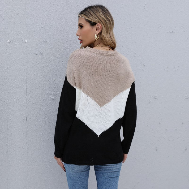 Damen Oversize-Feinstrickpullover mit Chevron-Colorblock und Rundhalsausschnitt Nord Taschen