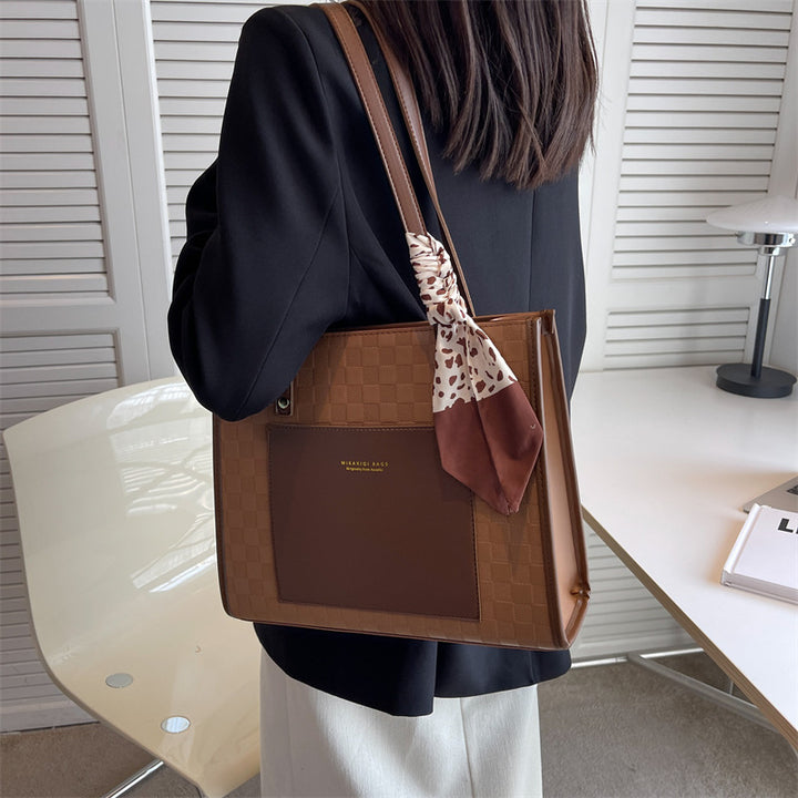 Damen elegante Handtasche mit strukturiertem Design Nord Taschen