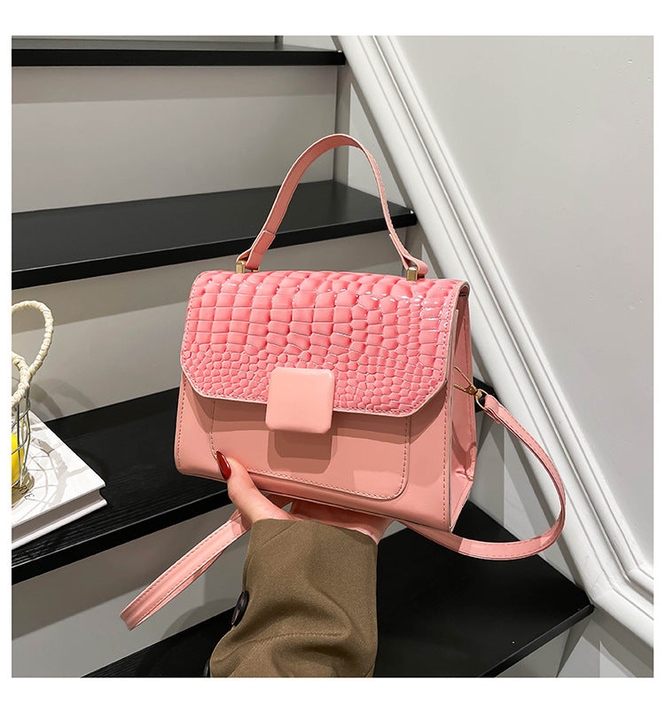 Damen elegante Lackleder-Handtasche mit Kroko-Prägung Nord Taschen