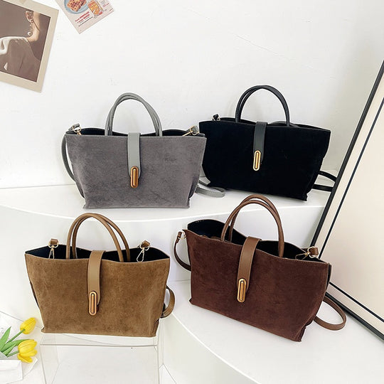 Damen modische Handtasche aus feinem Wildleder mit eleganten Akzenten Nord Taschen