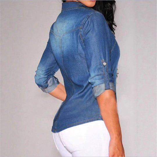 Damen taillierte Denim-Hemdbluse mit Brusttaschen und Perlmuttknöpfen Nord Taschen