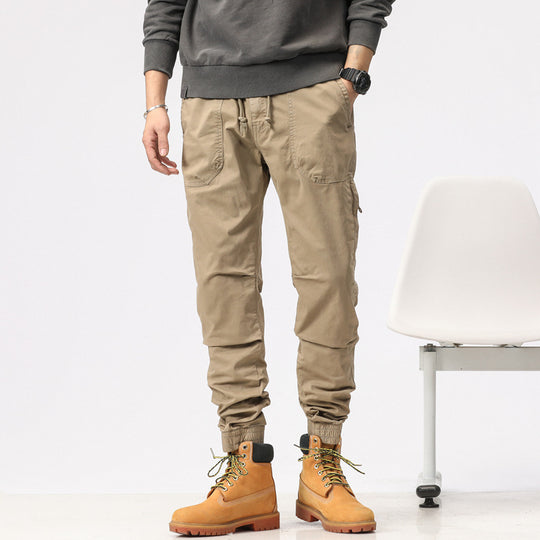 Herren Field-Joggerhose im Military-Workwear-Look mit Ziernähten, aufgesetzten Utility-Taschen und Kordelbund Nord Taschen
