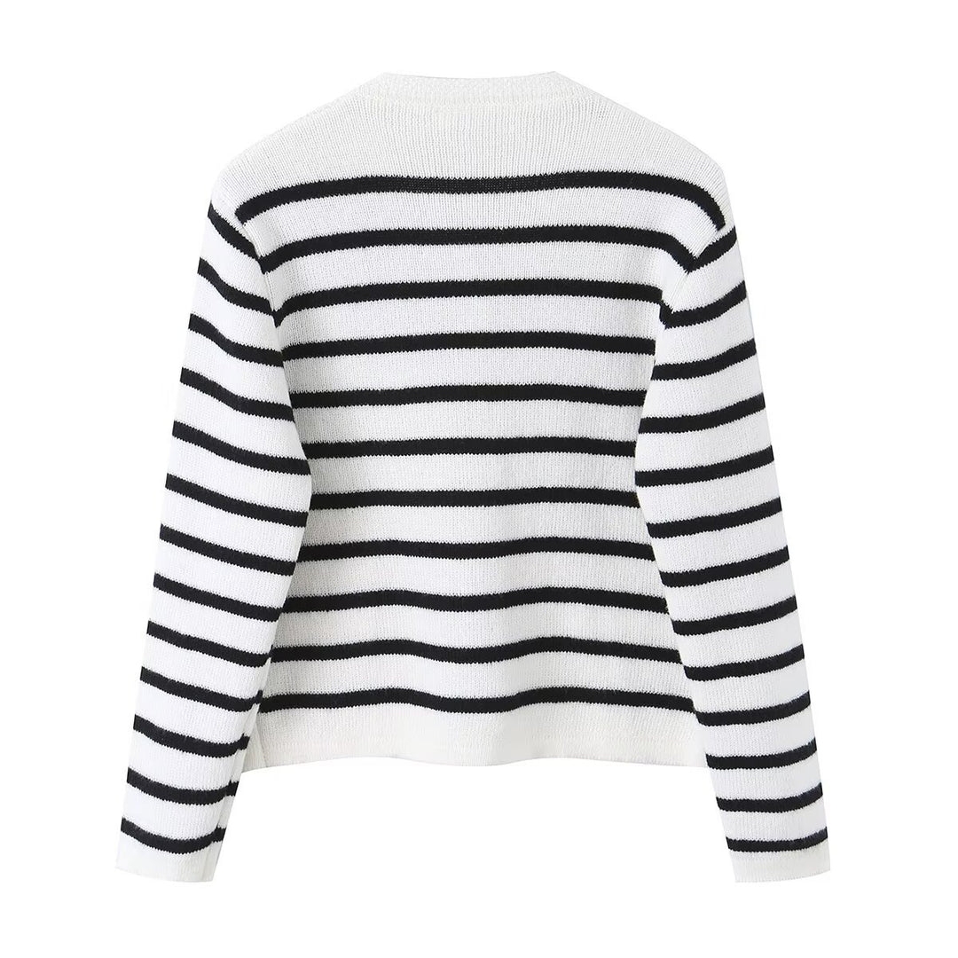 Damen Gestreifte Feinstrick‑Cardigan mit Rundhalsausschnitt, aufgesetzten Taschen und Zierknöpfen Nord Taschen