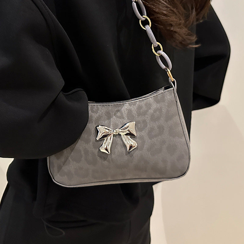 Damen Handtasche mit eleganter Schleifenverzierung Nord Taschen