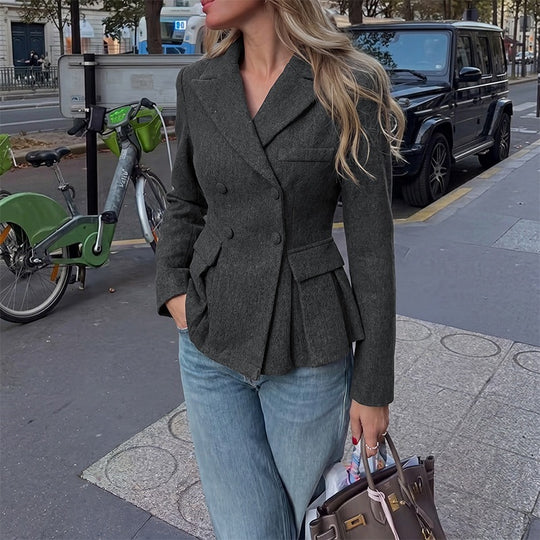 Damen Taillierter Doppelreihiger Blazer mit Schößchen, Kellerfalten & Pattentaschen Nord Taschen