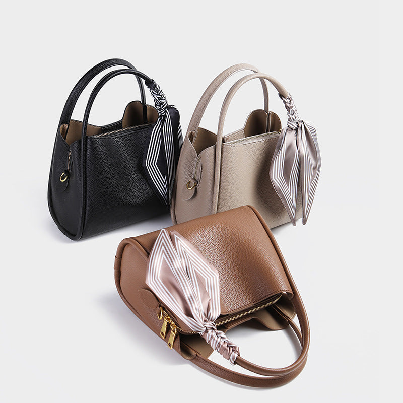 Damen Schultertasche mit abnehmbarem Seiden-Schal Nord Taschen