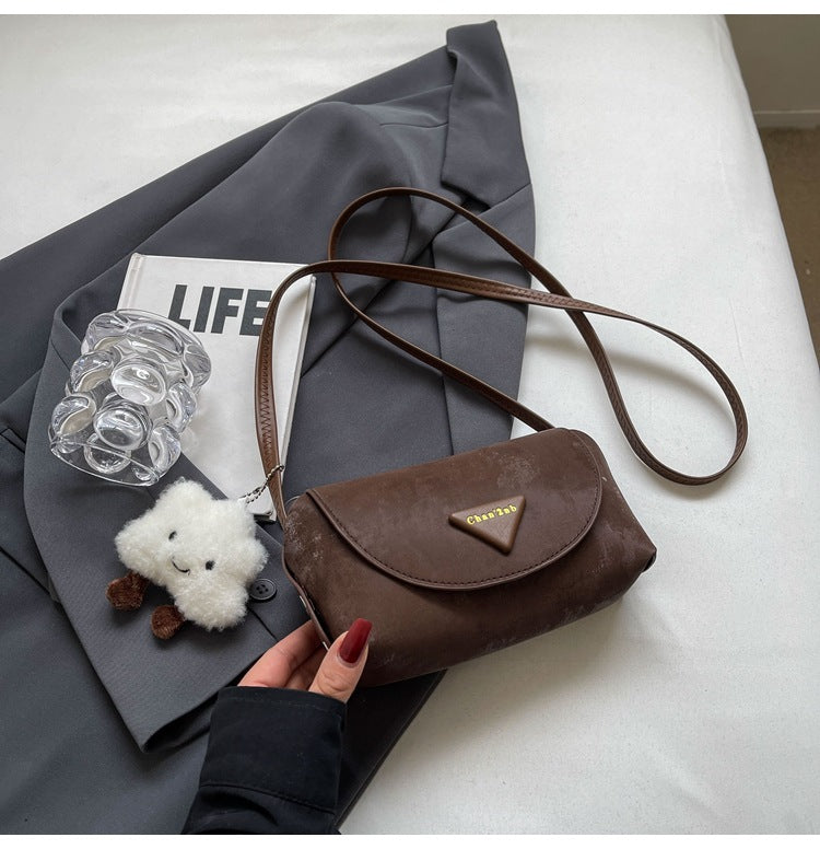 Damen Umhängetasche mit abnehmbarem Plüschanhänger Nord Taschen
