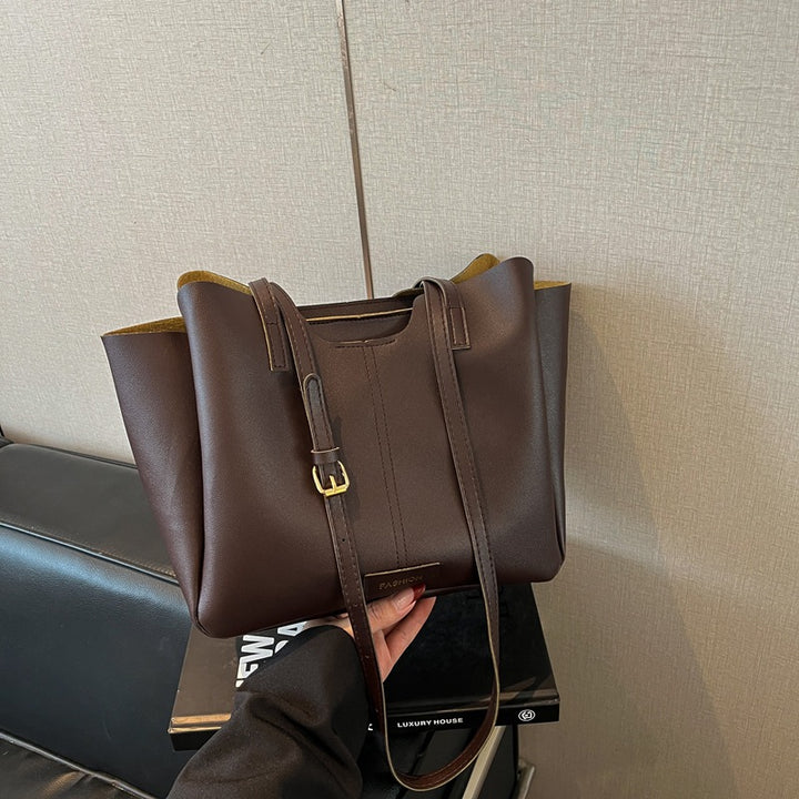 Damen stilvolle Hochformat-Handtasche mit verstellbarem Schulterriemen Nord Taschen