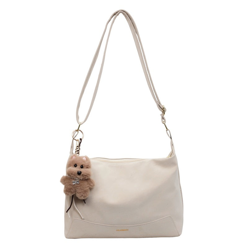 Damen Schultertasche mit abnehmbarem Plüschanhänger Nord Taschen
