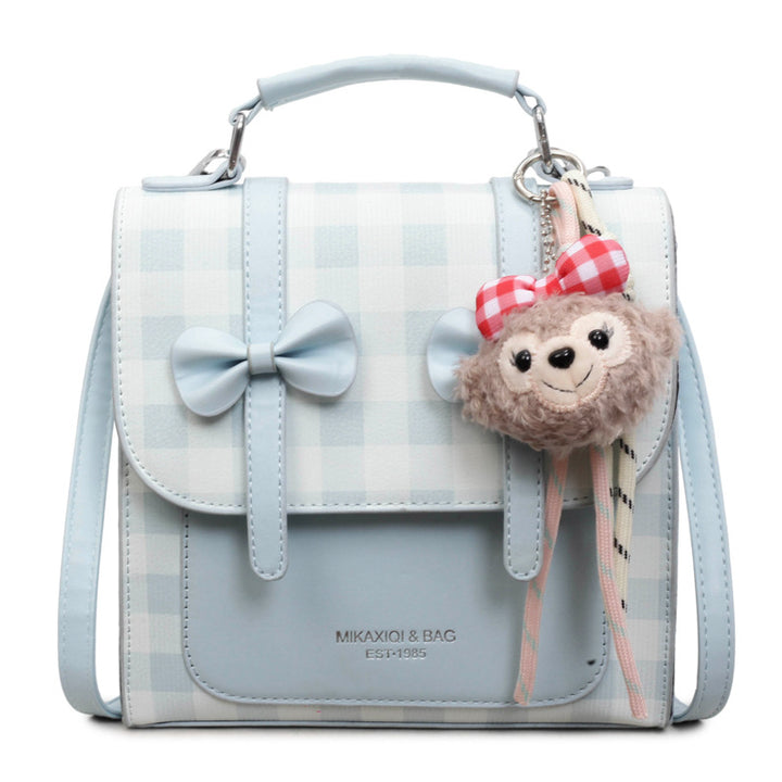 Damen Umhängetasche mit verspieltem Design und charmantem Plüschanhänger Nord Taschen