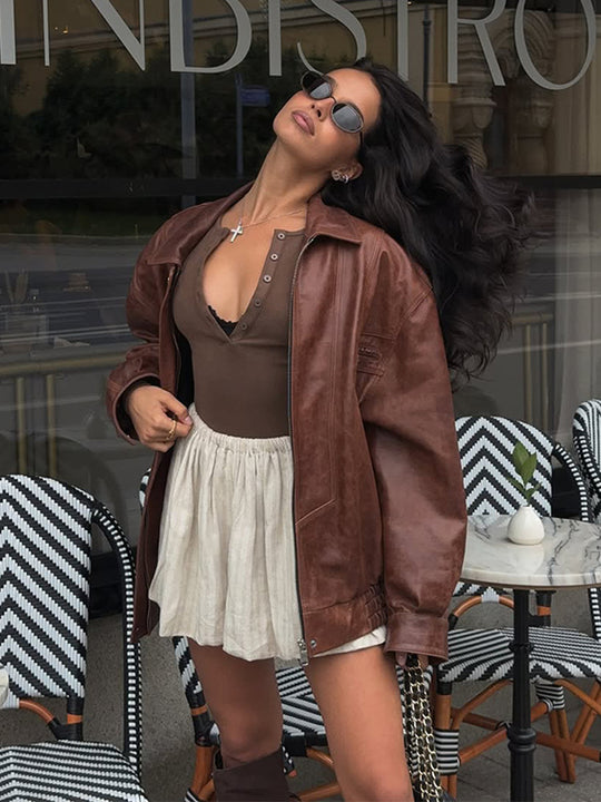Damen Oversize-Lederimitatjacke im Bikerstil mit Hemdkragen und Reißverschluss Nord Taschen