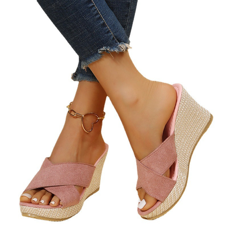 Damen Wedge-Sandalen mit elegantem Kreuzband und leichtem Fußbett
