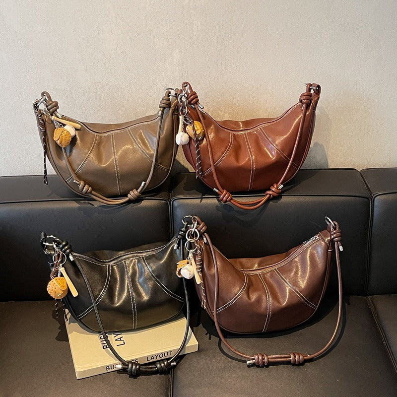 Damen elegante Hobo-Tasche mit einzigartigen Details Nord Taschen