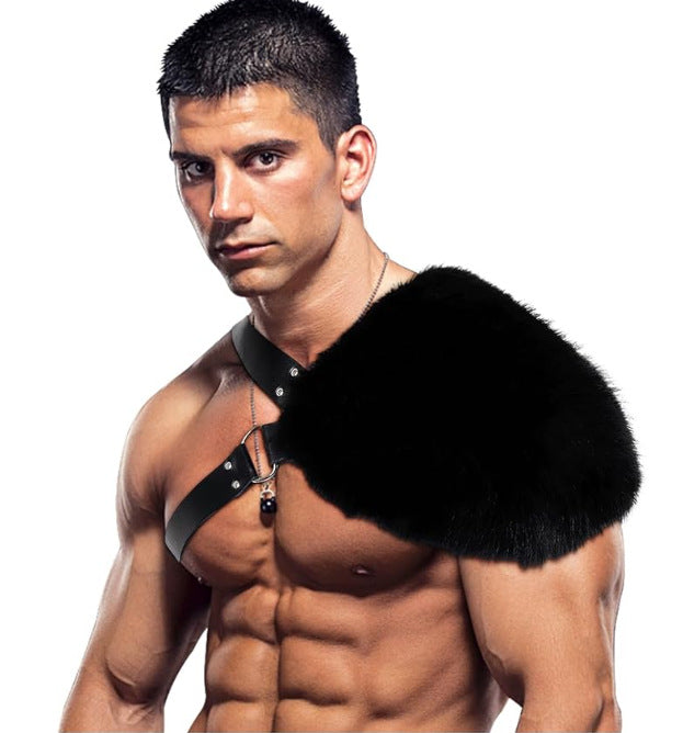 Herren Schulter-Harness mit abnehmbarem Kunstpelz-Schulterbesatz und verstellbaren Lederriemen Nord Taschen