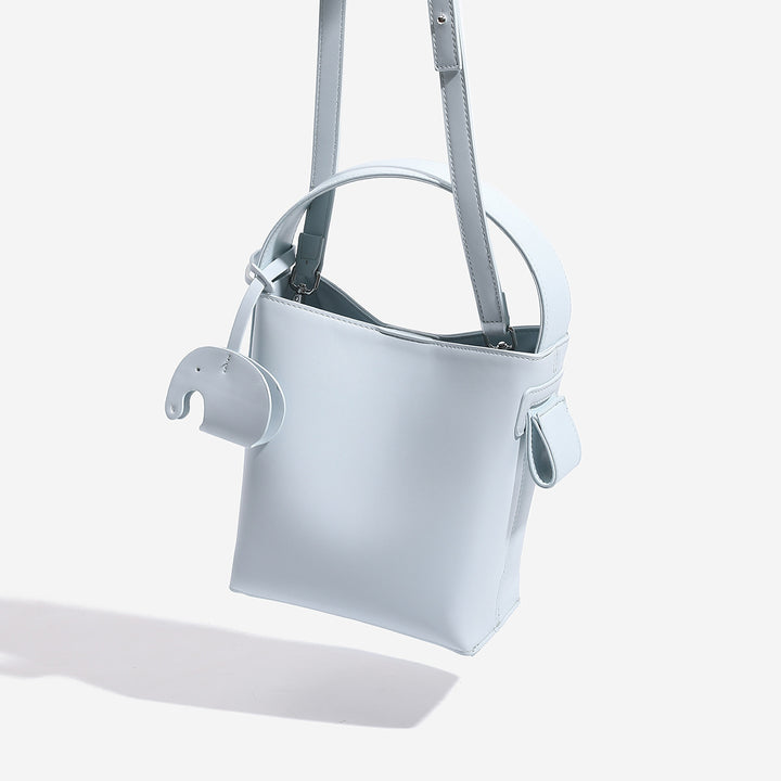 Damen Umhängetasche mit kreativem Tiermotiv und innovativem Tragesystem Nord Taschen