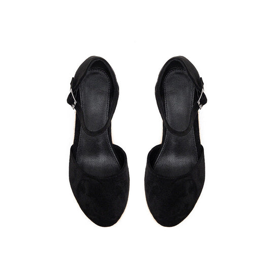 Damen Wedge-Sandalen mit eleganten Riemen und Raffia-Details Nord Taschen