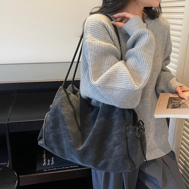 Damen Beuteltasche aus weichem Kunstleder mit verstellbarem Trageriemen Nord Taschen