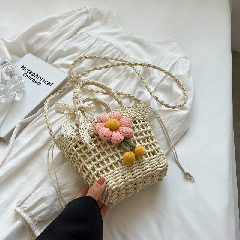 Damen Hobo-Tasche mit floralem Häkelmuster und dekorativen Details Nord Taschen