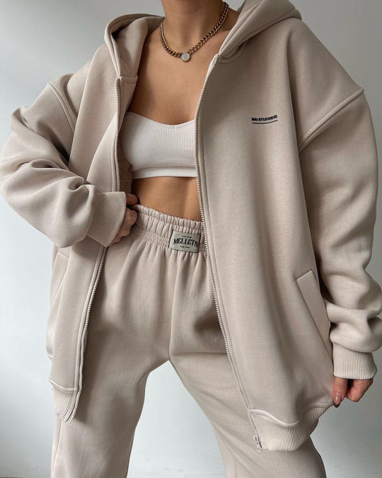 Damen Oversize Kapuzen-Sweatjacke mit Reißverschluss und High-Waist Jogginghose Set Nord Taschen