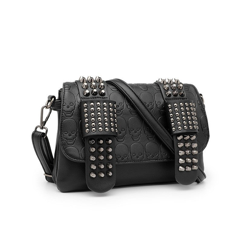 Damen Hobo-Tasche mit modischen Nieten und einzigartigem Totenkopf-Design Nord Taschen