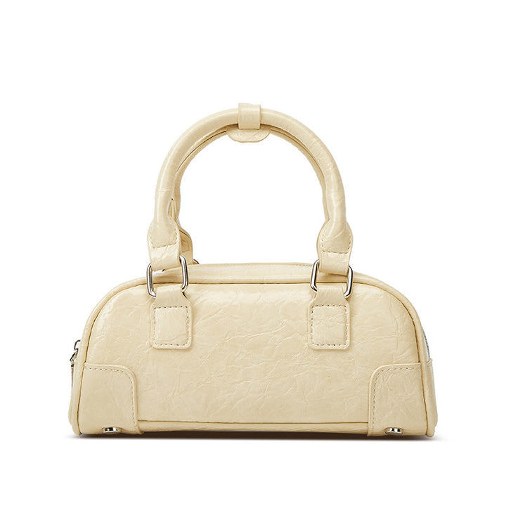Damen Hobo-Tasche mit glänzender Oberfläche und stilvollen Akzenten Nord Taschen