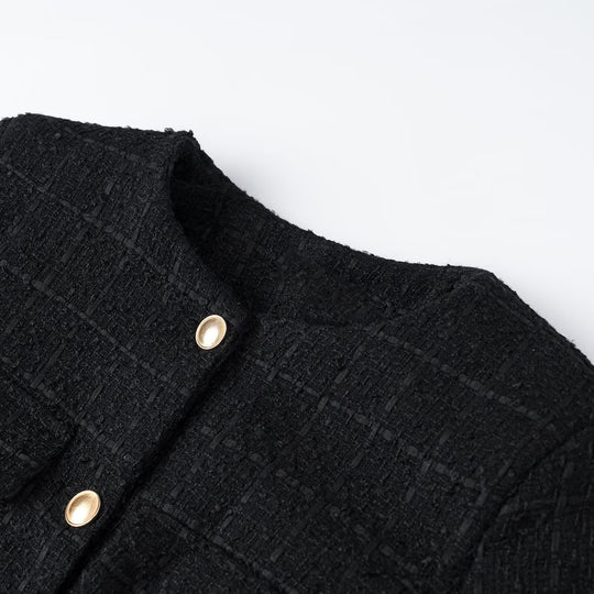 Damen Kurzjacke aus Bouclé‑Tweed mit Rundhals, goldenen Zierknöpfen und Bindegürtel Nord Taschen