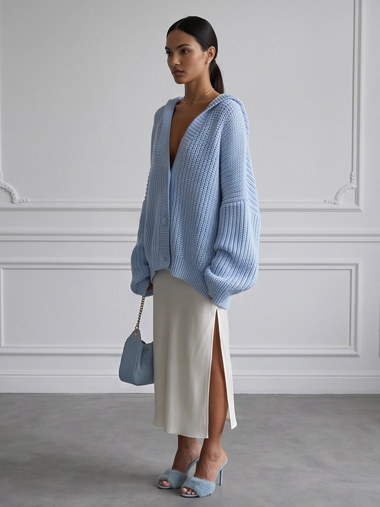 Damen Oversized Kapuzen-Strickcardigan mit Ballonärmeln und Knopfleiste Nord Taschen