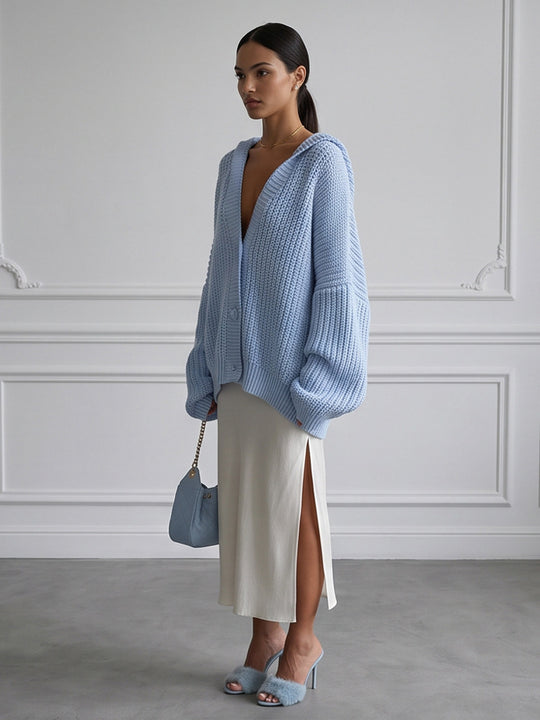Damen Oversized Kapuzen-Strickcardigan mit Ballonärmeln und Knopfleiste Nord Taschen