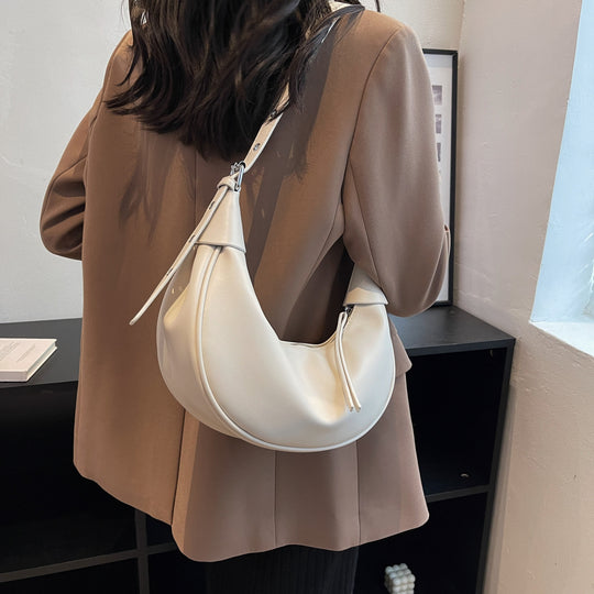 Damen Schultertasche mit eleganter Silhouette und praktischen Fächern Nord Taschen