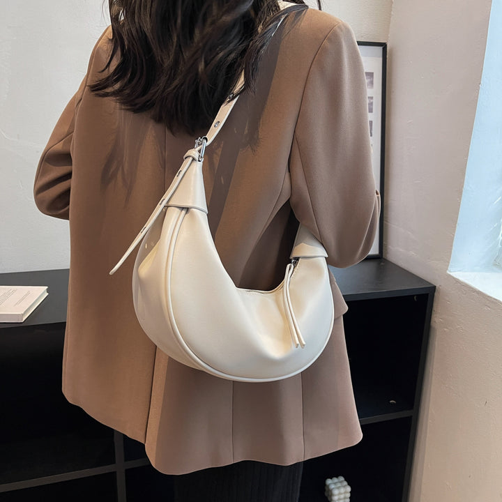 Damen Schultertasche mit eleganter Silhouette und praktischen Fächern Nord Taschen