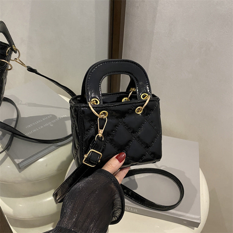 Damen elegante Handtasche mit glänzender Oberfläche und abnehmbarem Schulterriemen Nord Taschen