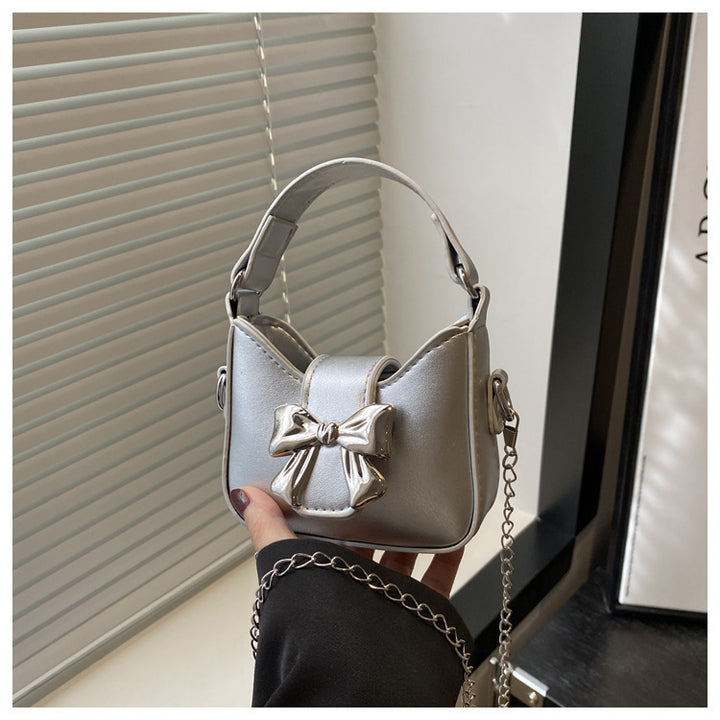 Damen charmante Handtasche mit verspieltem Schleifenakzent Nord Taschen