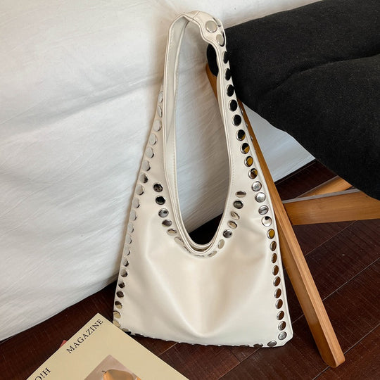 Damen Umhängetasche mit modischem Metallnieten-Design Nord Taschen