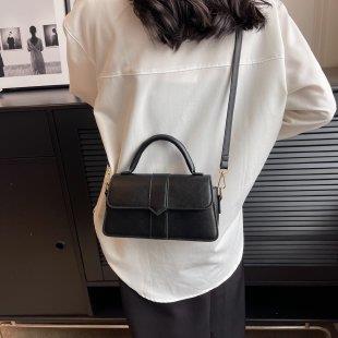 Damen Umhängetasche mit strukturiertem Design und abnehmbarem Schulterriemen Nord Taschen
