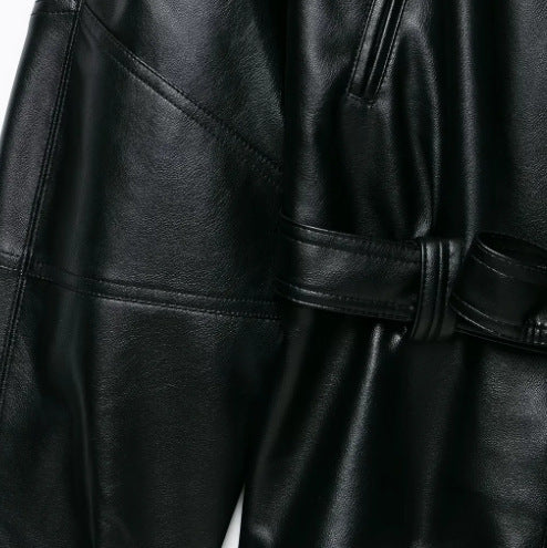 Damen Kurzjacke aus veganem Leder mit Taillengürtel und überschnittenen Schultern Nord Taschen