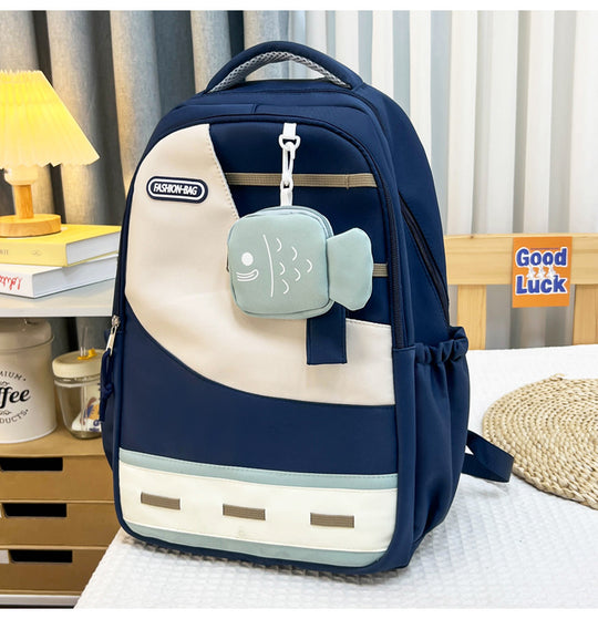 Damen Rucksack mit funktionalem Fächerdesign und süßem Fischanhänger Nord Taschen