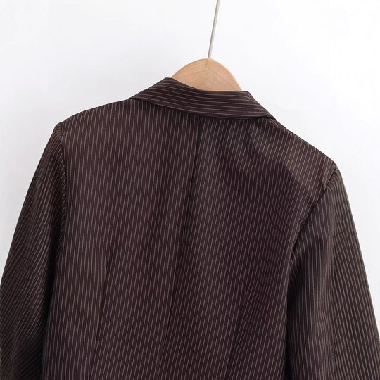 Damen Taillierte Cropped-Hemdbluse im Nadelstreifen mit tiefem V-Ausschnitt Nord Taschen