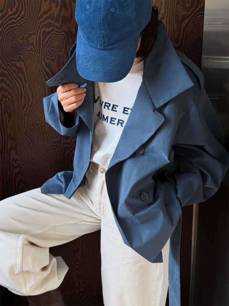 Damen Oversize Cropped-Trenchjacke mit breitem Revers und Bindegürtel Nord Taschen
