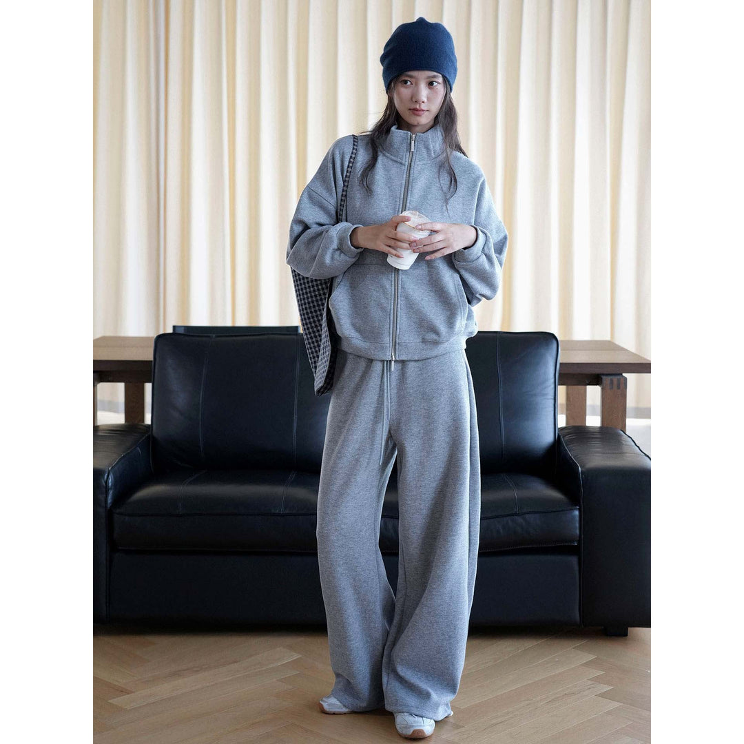 Damen Zip-Sweatshirt mit Stehkragen und weiter Jogginghose Set Nord Taschen