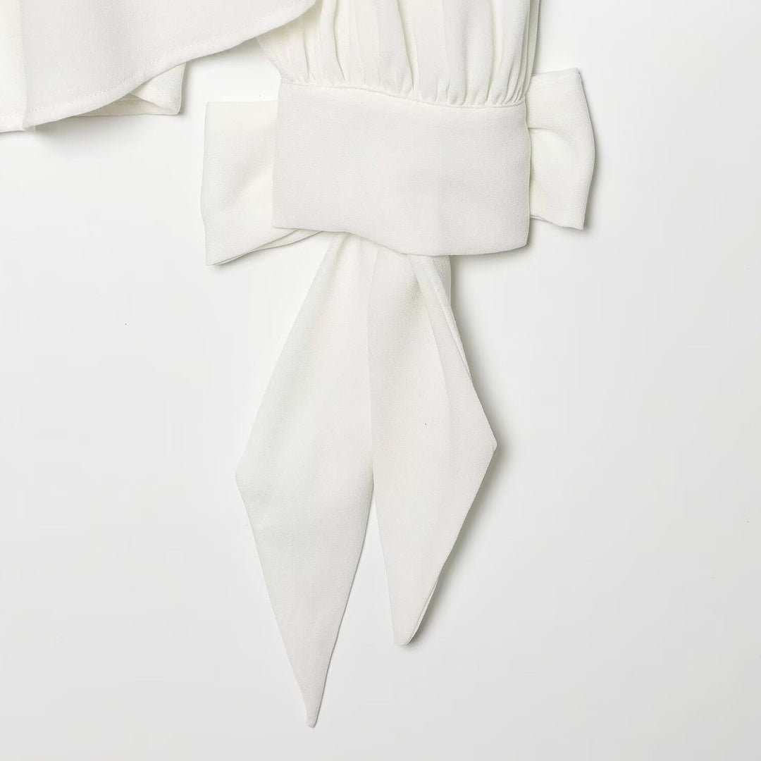 Damen Bluse mit hohem Rollkragen, gerafftem Vorderteil und Schleifenärmeln Nord Taschen