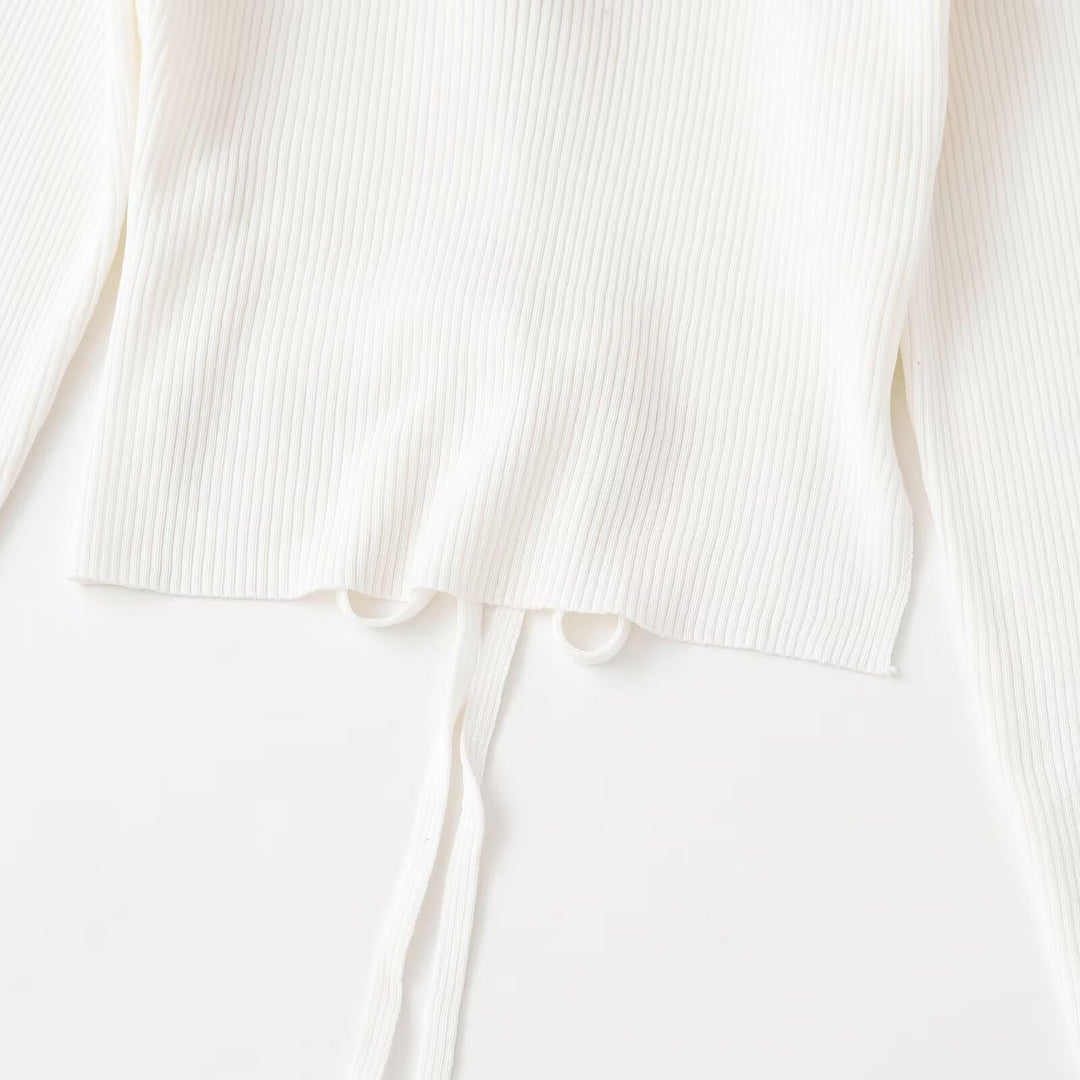 Damen Kurzgeschnittenes Geripptes Feinstrick-Longsleeve mit Tunnelzug Nord Taschen
