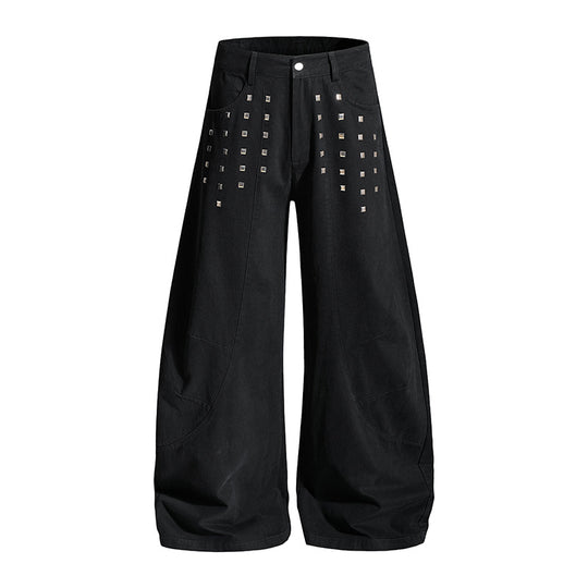 Damen Weite Culotte-Cargohose mit hohem Bund und Metallnieten, tiefer Schritt und aufgesetzten Taschen Nord Taschen