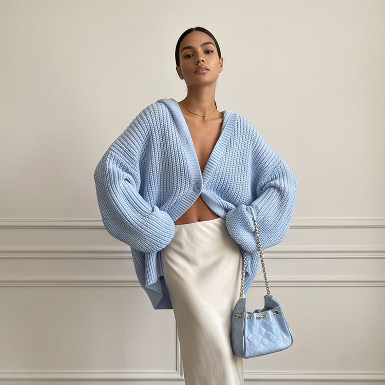 Damen Oversized Kapuzen-Strickcardigan mit Ballonärmeln und Knopfleiste Nord Taschen