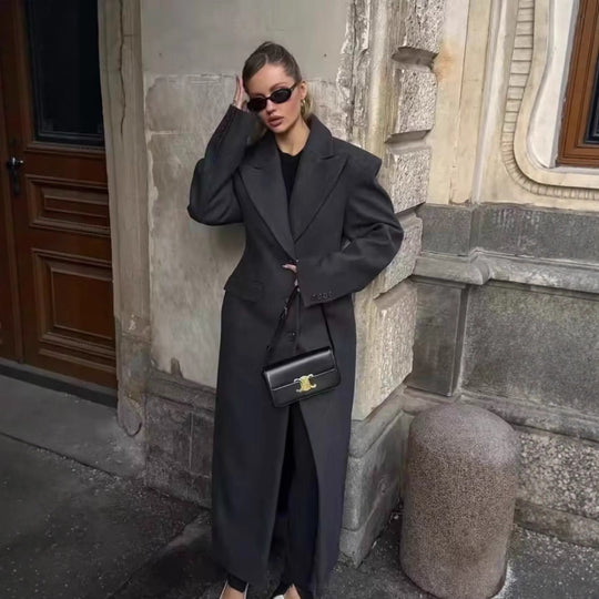 Damen Longline Wollmix-Mantel mit markantem Revers, taillierten Abnähern und Pattentaschen Nord Taschen