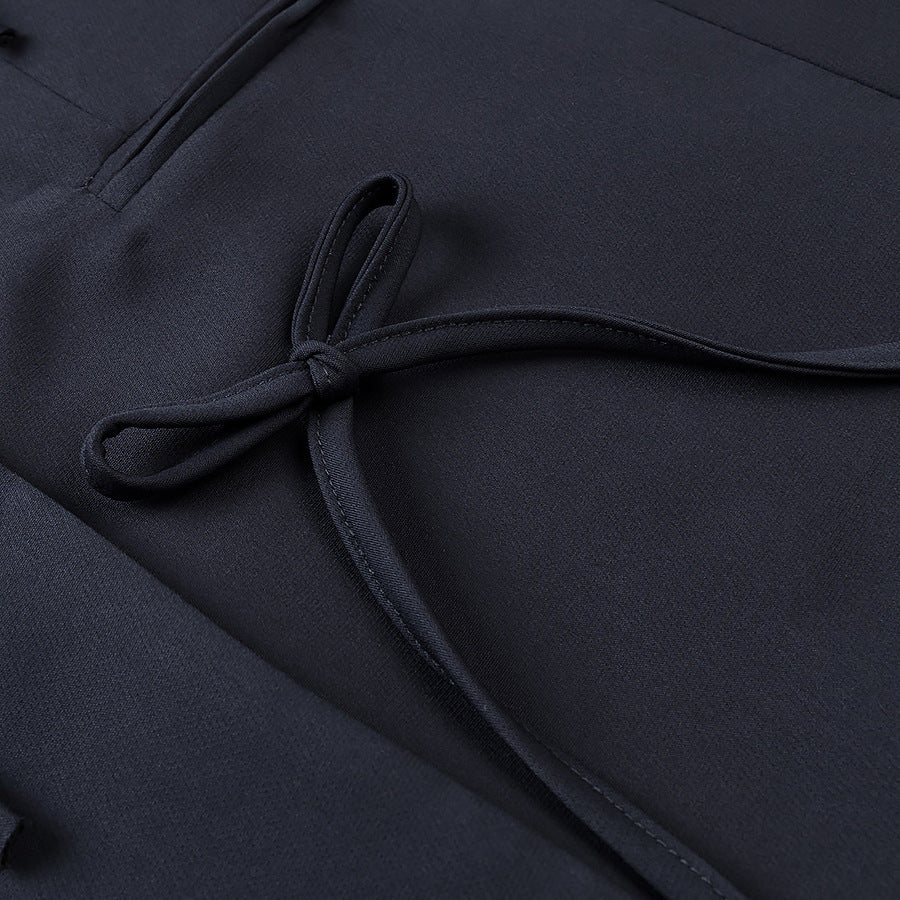 Damen Taillierter Blazer mit dekorativen Schleifen und abgestimmtem Minirock-Set Nord Taschen